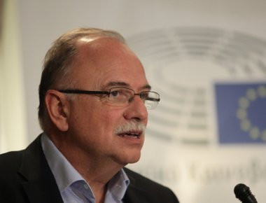 Παρέμβαση Δ.Παπαδημούλη για την άρνηση γιατρών και δικηγόρων στην υιοθέτηση POS